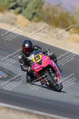 media/Dec-18-2022-SoCal Trackdays (Sun) [[8099a50955]]/Turn 10 (140pm)/